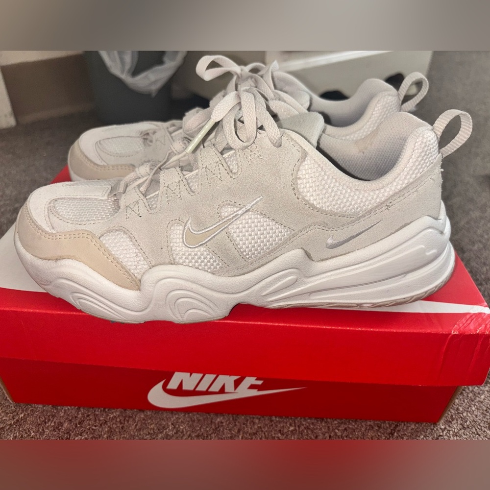 Nike Tech Hera - Picture 4 of 12